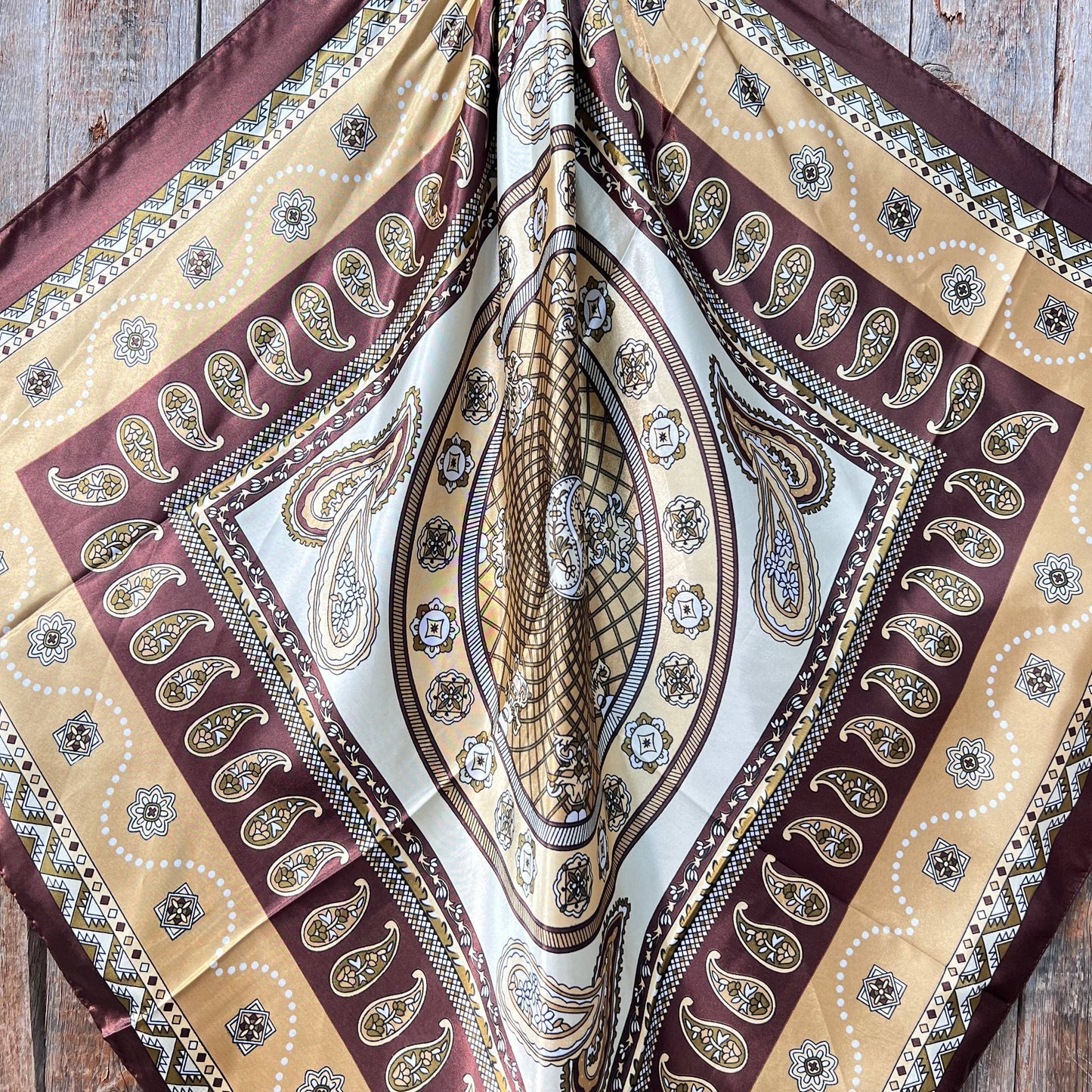 35X35" Earth Tones Paisley Wild Rag/Scarf WR3405