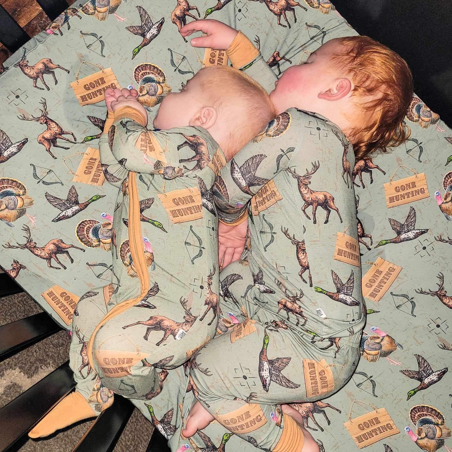 Hunting Bamboo Crib Sheet