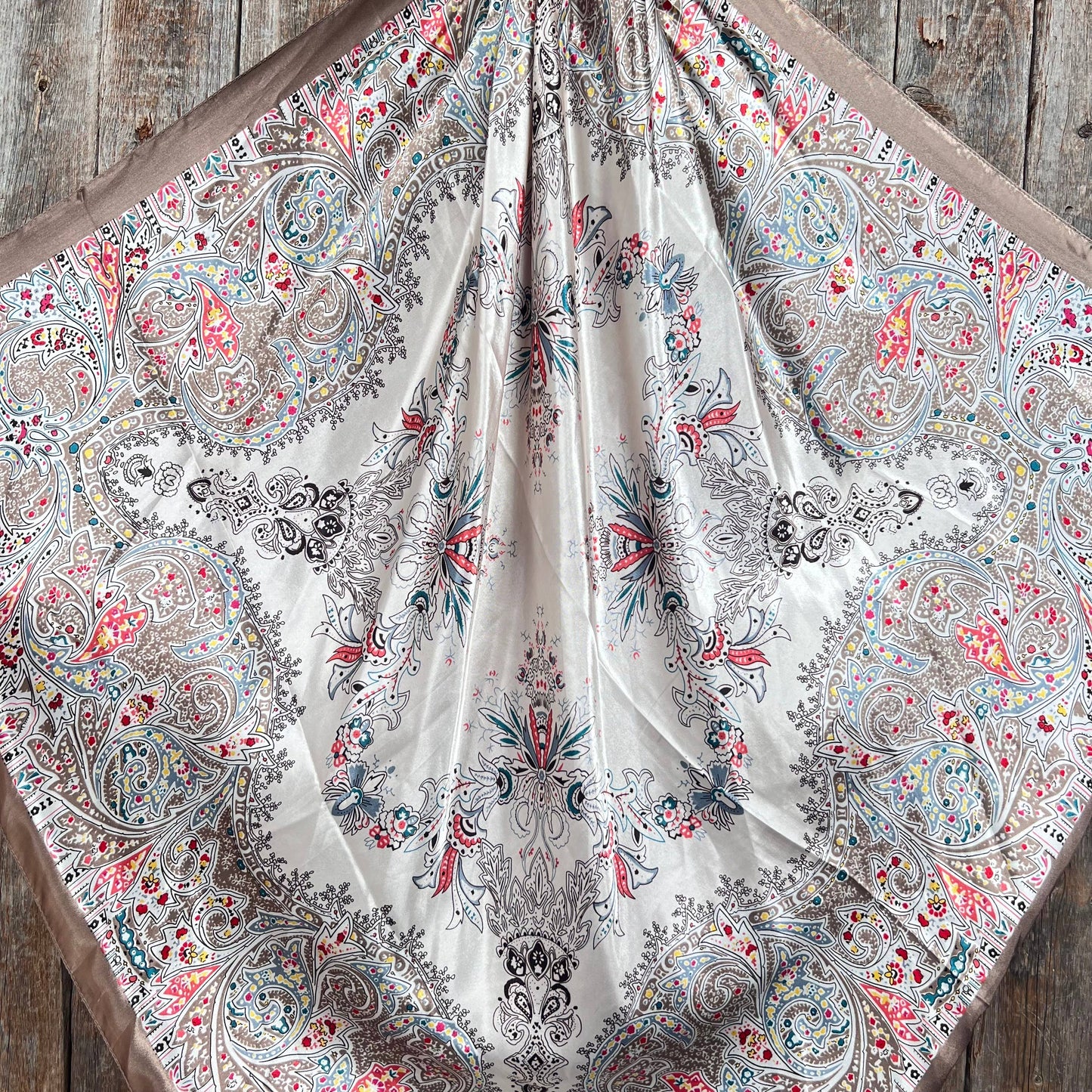 35X35"  Tan Floral Wild Rag/Scarf WR3421
